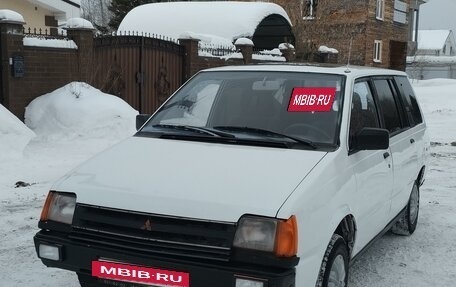 Mitsubishi Space Wagon III, 1988 год, 113 000 рублей, 8 фотография