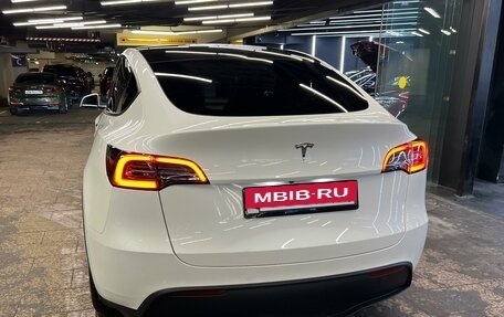 Tesla Model Y I, 2021 год, 3 800 000 рублей, 5 фотография