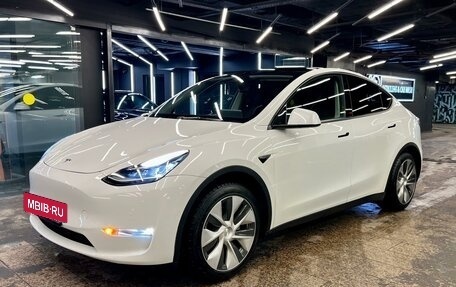 Tesla Model Y I, 2021 год, 3 800 000 рублей, 2 фотография