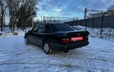 Mercedes-Benz E-Класс, 1993 год, 239 000 рублей, 7 фотография