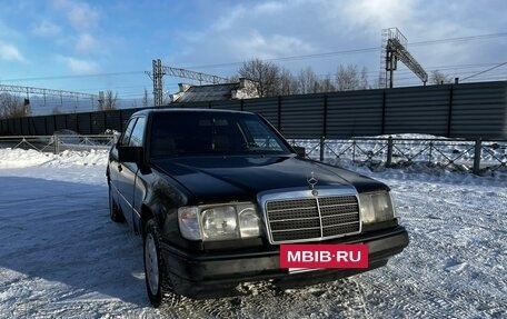 Mercedes-Benz E-Класс, 1993 год, 239 000 рублей, 6 фотография