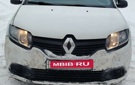 Renault Logan II, 2018 год, 430 000 рублей, 3 фотография
