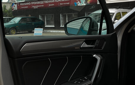Volkswagen Tiguan II, 2022 год, 3 700 000 рублей, 18 фотография