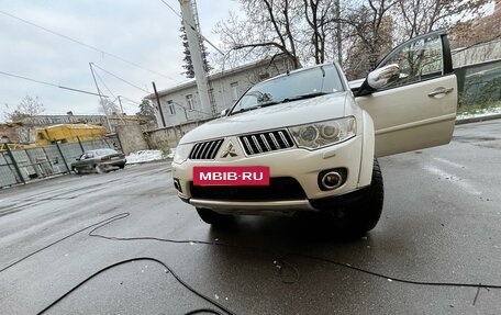 Mitsubishi Pajero Sport II рестайлинг, 2011 год, 1 410 000 рублей, 10 фотография