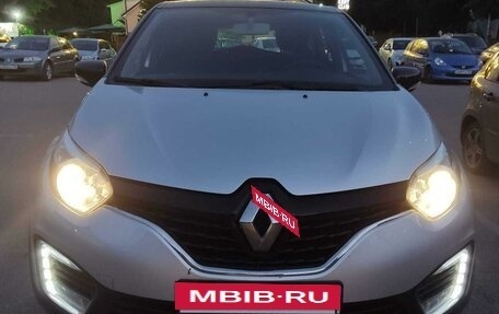 Renault Kaptur I рестайлинг, 2017 год, 1 390 000 рублей, 3 фотография