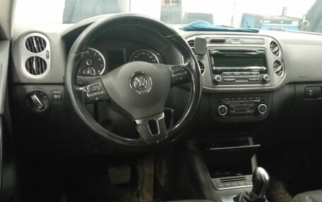 Volkswagen Tiguan I, 2015 год, 1 226 000 рублей, 5 фотография