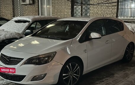 Opel Astra J, 2011 год, 590 000 рублей, 5 фотография