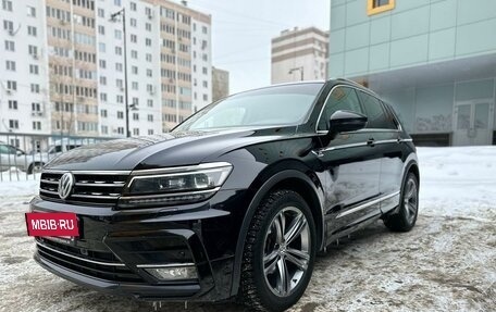 Volkswagen Tiguan II, 2018 год, 3 400 000 рублей, 3 фотография