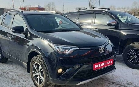 Toyota RAV4, 2019 год, 3 000 000 рублей, 2 фотография