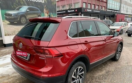 Volkswagen Tiguan II, 2018 год, 2 299 000 рублей, 8 фотография