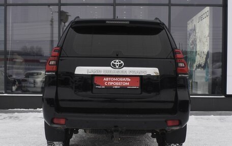 Toyota Land Cruiser Prado 150 рестайлинг 2, 2018 год, 4 450 000 рублей, 6 фотография