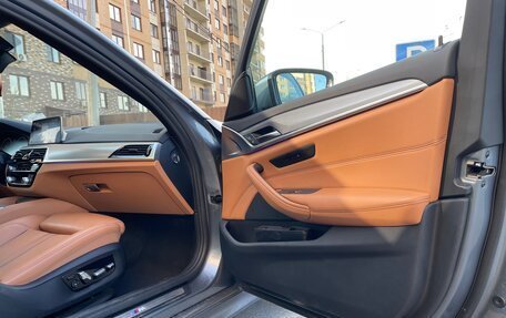 BMW 5 серия, 2018 год, 3 700 000 рублей, 14 фотография