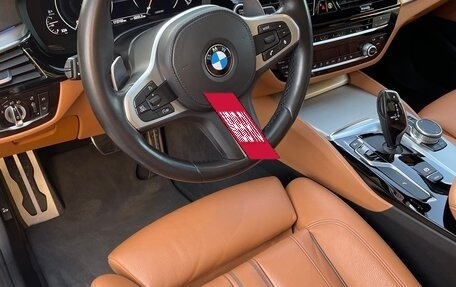 BMW 5 серия, 2018 год, 3 700 000 рублей, 17 фотография