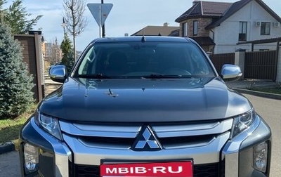 Mitsubishi L200 IV рестайлинг, 2019 год, 3 280 000 рублей, 1 фотография