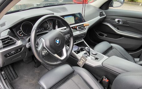BMW 3 серия, 2019 год, 2 490 000 рублей, 7 фотография
