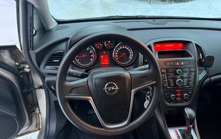 Opel Astra J, 2011 год, 820 000 рублей, 5 фотография