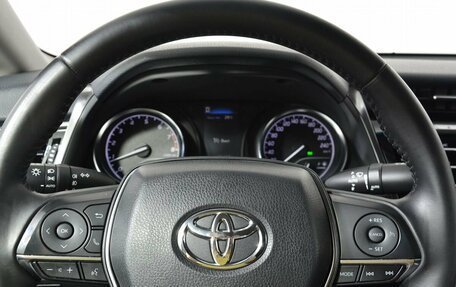 Toyota Camry, 2018 год, 2 299 900 рублей, 13 фотография