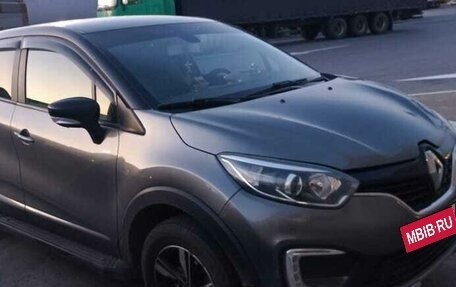 Renault Kaptur I рестайлинг, 2016 год, 1 300 000 рублей, 3 фотография
