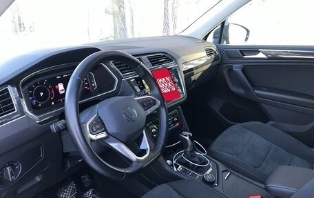 Volkswagen Tiguan II, 2021 год, 3 860 000 рублей, 10 фотография