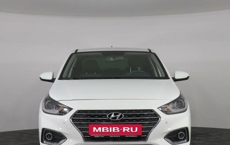 Hyundai Solaris II рестайлинг, 2017 год, 1 733 000 рублей, 2 фотография