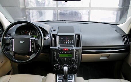 Land Rover Freelander II рестайлинг 2, 2011 год, 1 640 000 рублей, 13 фотография