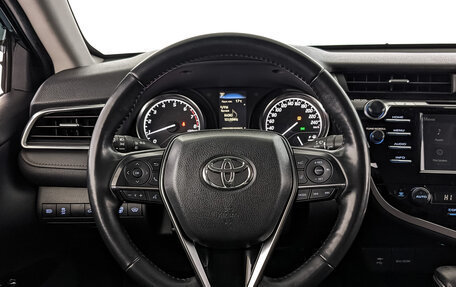 Toyota Camry, 2018 год, 2 655 000 рублей, 22 фотография