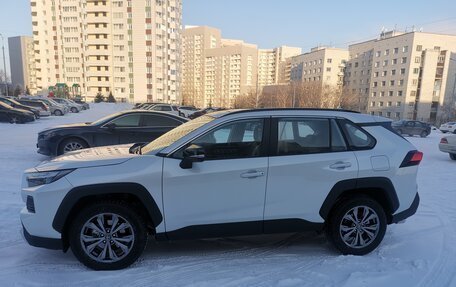 Toyota RAV4, 2023 год, 3 900 000 рублей, 2 фотография