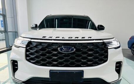 Ford Explorer VI, 2024 год, 6 000 000 рублей, 2 фотография
