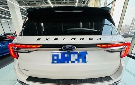 Ford Explorer VI, 2024 год, 6 000 000 рублей, 11 фотография