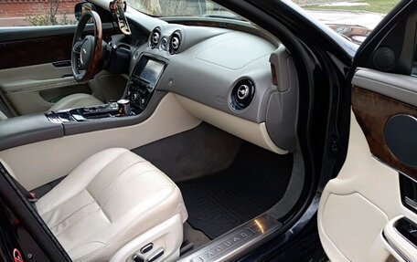 Jaguar XJ IV (X351), 2011 год, 1 950 000 рублей, 10 фотография