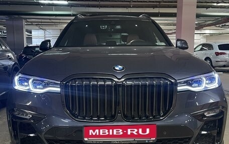 BMW X7, 2021 год, 13 500 000 рублей, 3 фотография