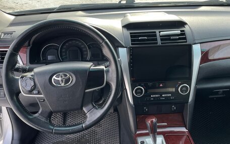 Toyota Camry, 2012 год, 1 720 000 рублей, 10 фотография