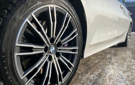 BMW 3 серия, 2019 год, 3 600 000 рублей, 16 фотография