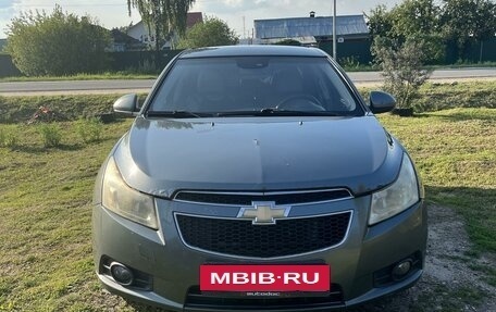 Chevrolet Cruze II, 2009 год, 725 000 рублей, 3 фотография