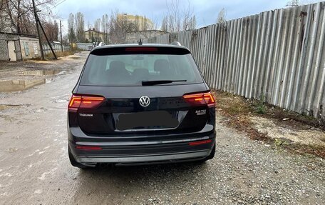 Volkswagen Tiguan II, 2017 год, 2 500 000 рублей, 12 фотография