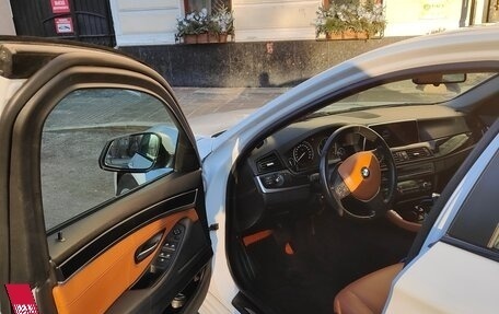 BMW 5 серия, 2016 год, 3 100 000 рублей, 13 фотография