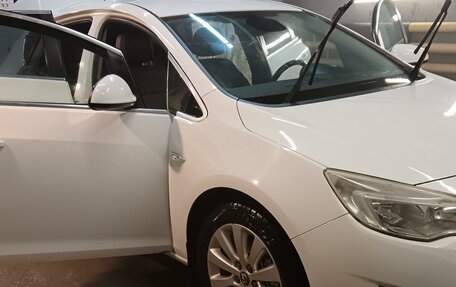 Opel Astra J, 2011 год, 1 000 000 рублей, 19 фотография