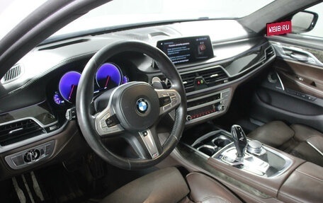 BMW 7 серия, 2018 год, 4 150 000 рублей, 14 фотография