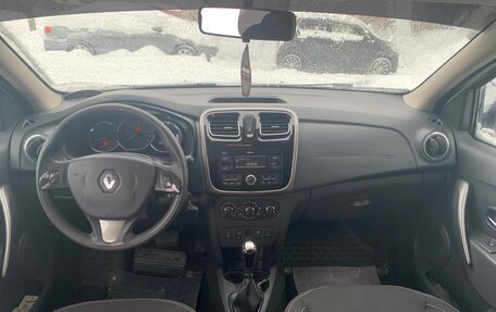 Renault Logan II, 2017 год, 1 130 000 рублей, 10 фотография