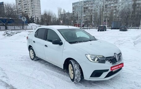 Renault Logan II, 2019 год, 820 000 рублей, 2 фотография