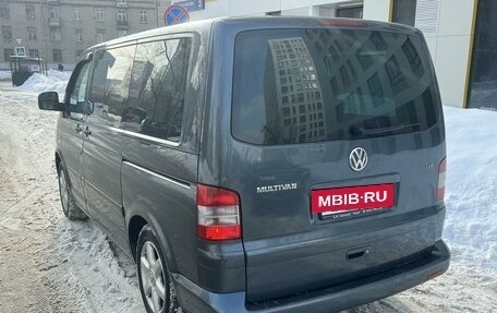 Volkswagen Multivan T5, 2006 год, 1 390 000 рублей, 2 фотография