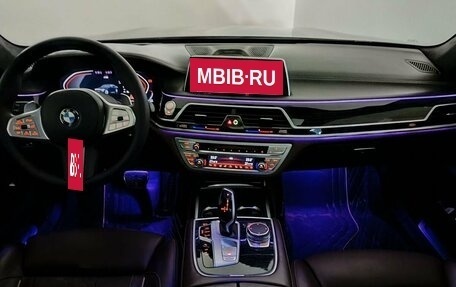 BMW 7 серия, 2019 год, 7 750 000 рублей, 14 фотография