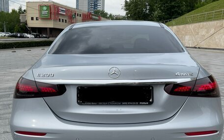 Mercedes-Benz E-Класс, 2021 год, 5 750 000 рублей, 2 фотография