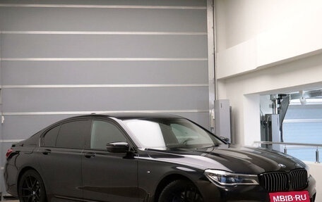 BMW 7 серия, 2018 год, 5 558 000 рублей, 3 фотография