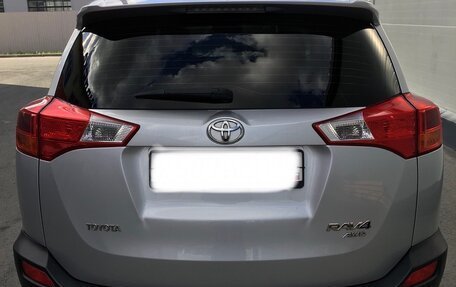 Toyota RAV4, 2012 год, 1 650 000 рублей, 2 фотография