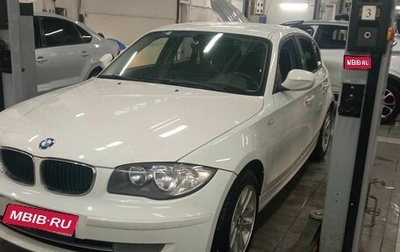 BMW 1 серия, 2011 год, 923 000 рублей, 1 фотография
