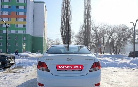 Hyundai Solaris II рестайлинг, 2011 год, 749 000 рублей, 6 фотография