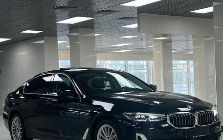 BMW 5 серия, 2022 год, 6 500 000 рублей, 2 фотография