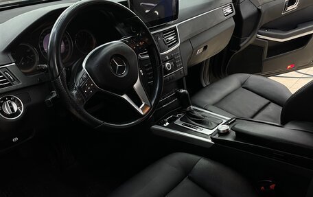 Mercedes-Benz E-Класс, 2011 год, 1 950 000 рублей, 5 фотография