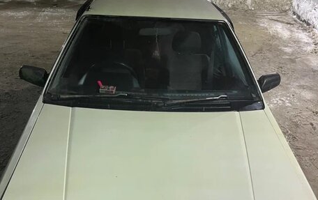 Mazda Familia, 1985 год, 90 000 рублей, 2 фотография